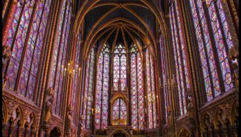 Εκκλησιαστική κομψότητα: Λειτουργική τέχνη σε γοτθικές εκκλησίες